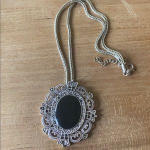 Vintage costume regal necklace